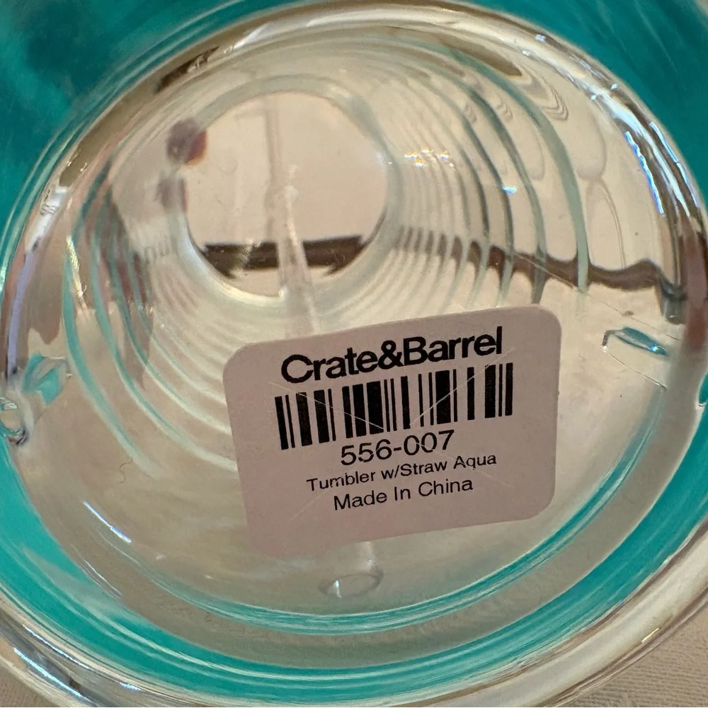NWT Crate & Barrel Aqua Tumbler with Straw Blue Plastic Water Cup New Never Used